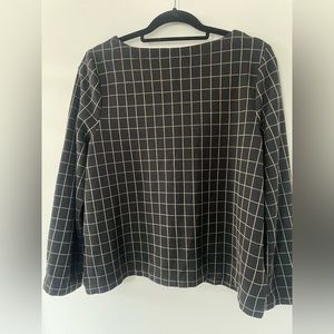 J Jill black and gold top. Heavier in weight, size large.